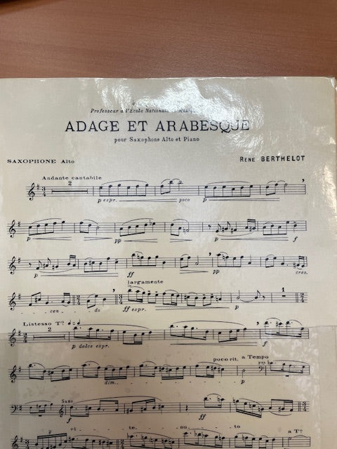 René Berthelot Adage et arabesque pour saxophone alto et piano-3000 partitions, livres et vinyles d'occasion en vente sur notre site internet gastonmusicclub.fr Gaston Music Store