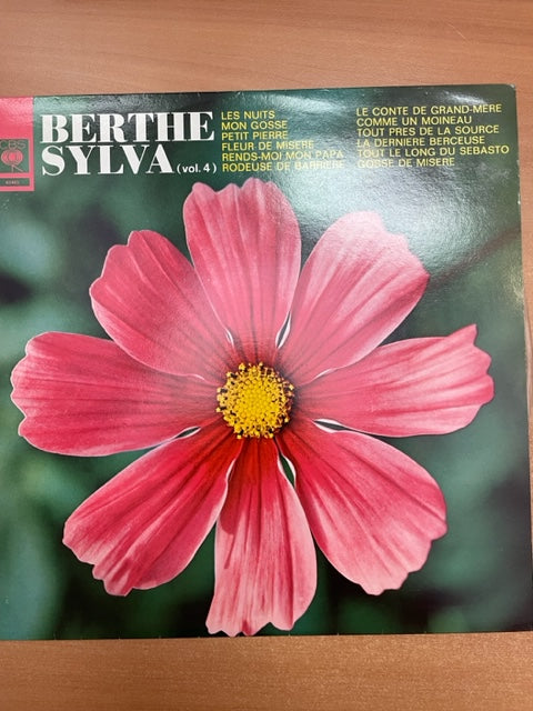 Vinyle Berthe Sylva volume 4- 3000 partitions, livres et vinyles d'occasion en vente sur notre site internet gastonmusicclub.fr Gaston Music Store