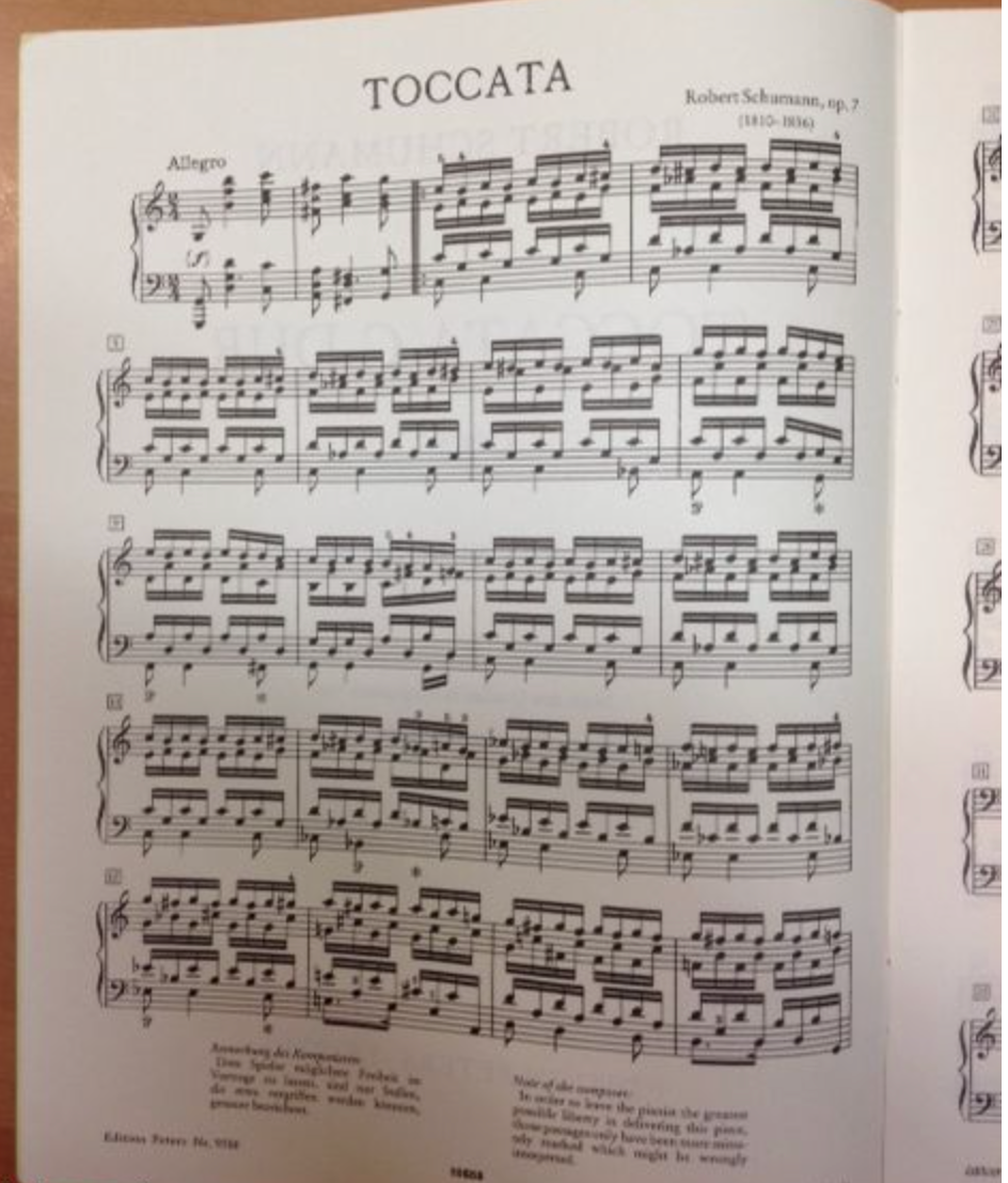 Robert Schumann Toccata C-Dur opus 7 fur Klavier, partition pour piano- 3000 partitions, livres et vinyles d'occasion en vente sur notre site internet gastonmusicclub.fr Gaston Music Store