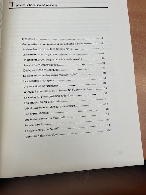 Eric Boell Comprendre le jazz par l'analyse de la sonate n°16 pour piano de Mozart-3000 partitions, livres et vinyles d'occasion en vente sur notre site internet gastonmusicclub.fr Gaston Music Store