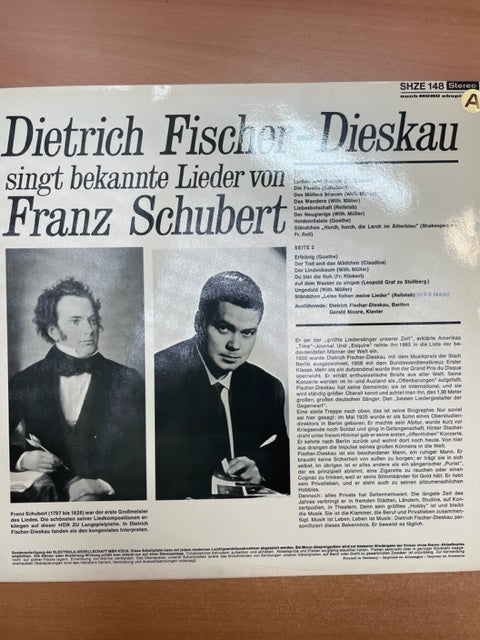 Vinyle D.Fischer-Diskau singt bekannte Lieder von Schubert- 3000 partitions, livres et vinyles d'occasion en vente sur notre site internet gastonmusicclub.fr Gaston Music Store