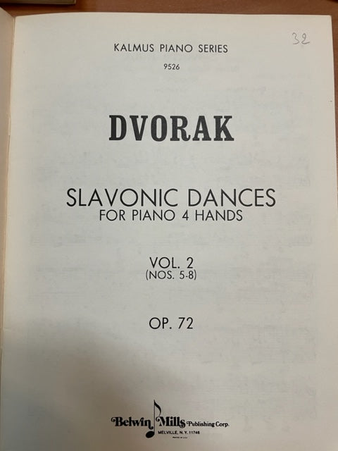 Anton Dvorak Slavonic dances volume 2 (n°5-8) opus 72 partition piano à 4 mains