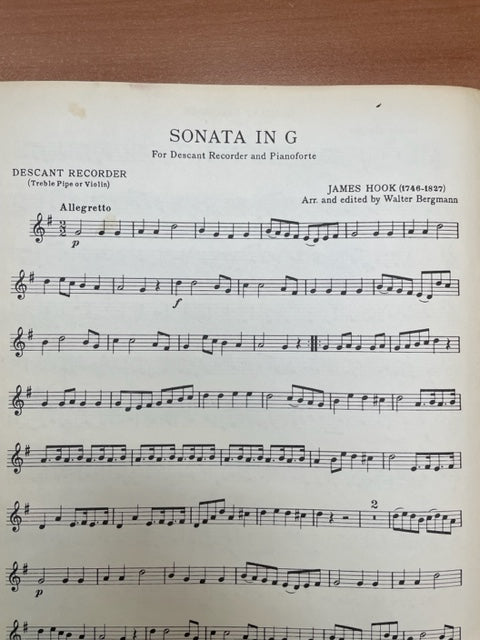 James Hook Sonata in G for descant recorder and pianoforteo-3000 partitions, livres et vinyles d'occasion en vente sur notre site internet gastonmusicclub.fr Gaston Music Store