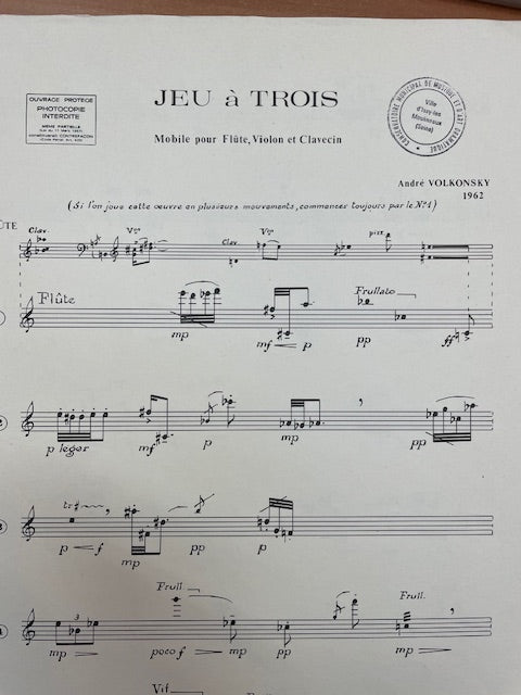 André Volkonsky Jeu à trois pour flûte, violon et clavecin-3000 partitions, livres et vinyles d'occasion en vente sur notre site internet gastonmusicclub.fr Gaston Music Store