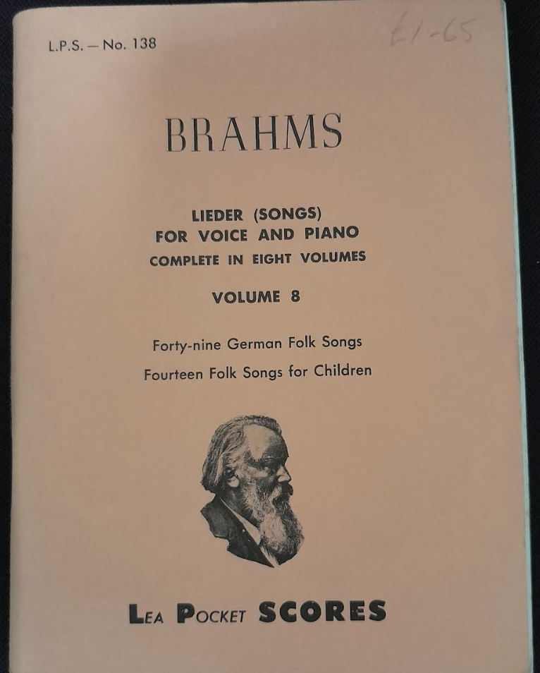 Johannes Brahms Lieder for voice and piano volume 8 partition de poche