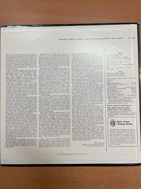 Vinyle The Kurt Weill classics Lady in the Dark - Down in the Valley (an american folk Opera)- 3000 partitions, livres et vinyles d'occasion en vente sur notre site internet gastonmusicclub.fr Gaston Music Store