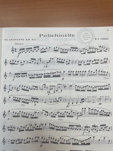 Les contemporains écrivent pour les instruments à vent la clarinette volume 1-3000 partitions, livres et vinyles d'occasion en vente sur notre site internet gastonmusicclub.fr Gaston Music Store