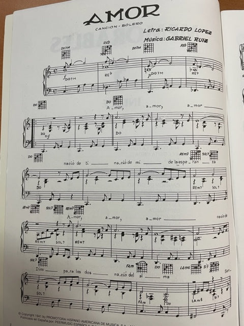 Songbook Mémorables volume 3 piano, voix et guitare - 3000 partitions, livres et vinyles d'occasion en vente sur notre site internet gastonmusicclub.fr Gaston Music Store