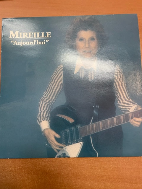 Vinyle Mireille aujourd'hui- 3000 partitions, livres et vinyles d'occasion en vente sur notre site internet gastonmusicclub.fr Gaston Music Store