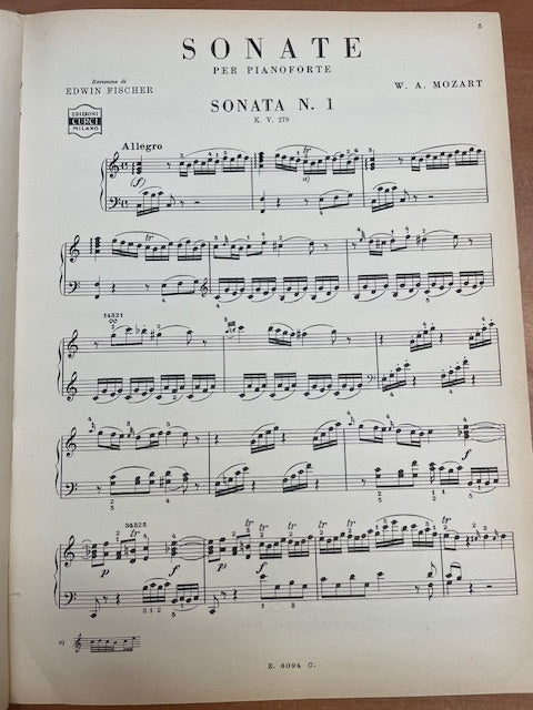 Mozart Sonates pour piano volume 1 : numéro 1 à 19-3000 partitions, livres et vinyles d'occasion en vente sur notre site internet gastonmusicclub.fr Gaston Music Store