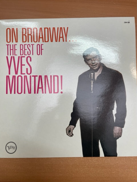 Vinyle Yves Montand On Broadway... The best of Yves Montand!