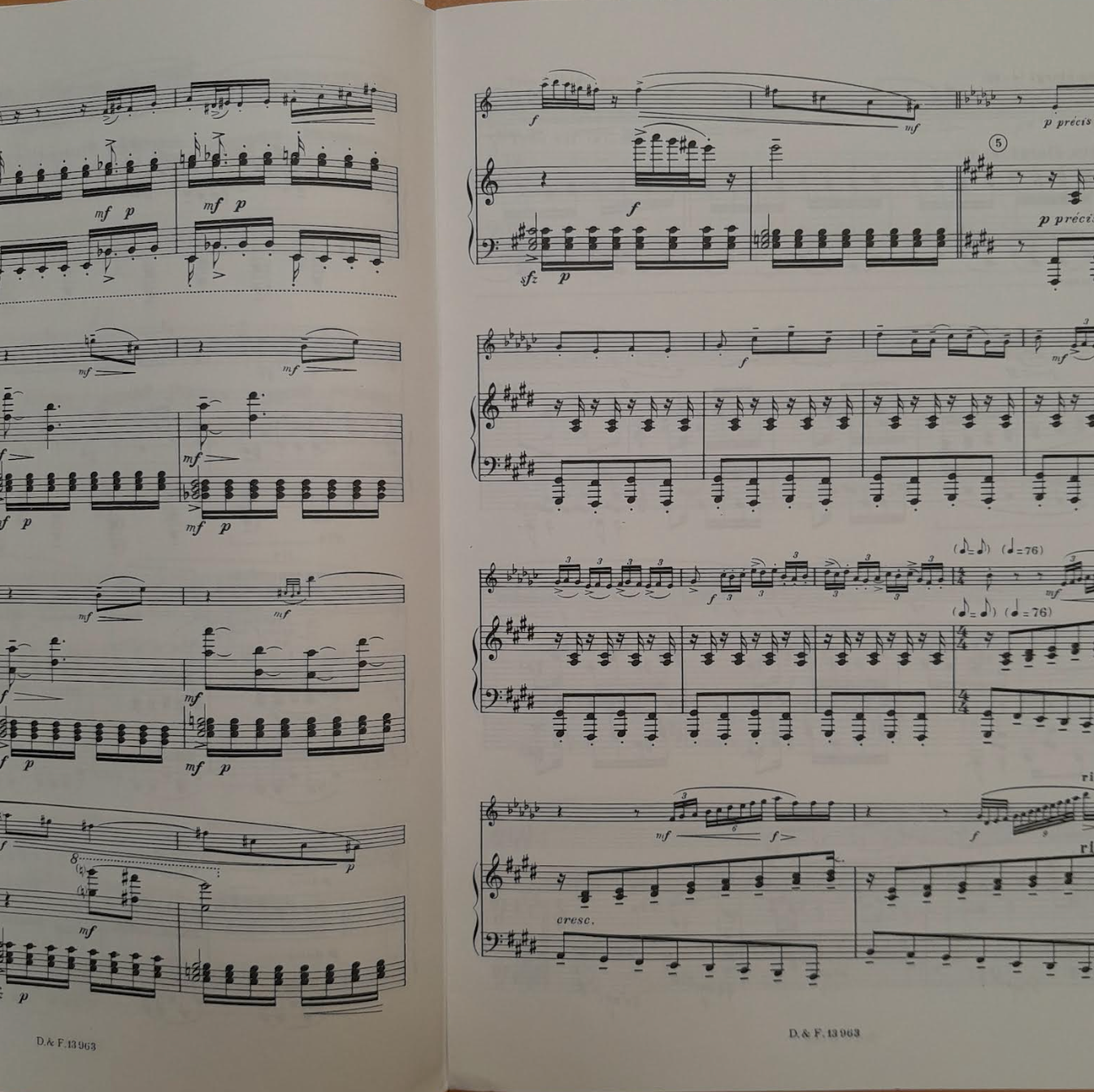 Claude Pascal Trois légendes partition pour clarinette et piano-3000 partitions, livres et vinyles d'occasion en vente sur notre site internet gastonmusicclub.fr Gaston Music Store