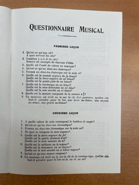 Grandjany Questionnaire musical- 3000 partitions, livres et vinyles d'occasion en vente sur notre site internet gastonmusicclub.fr Gaston Music Store