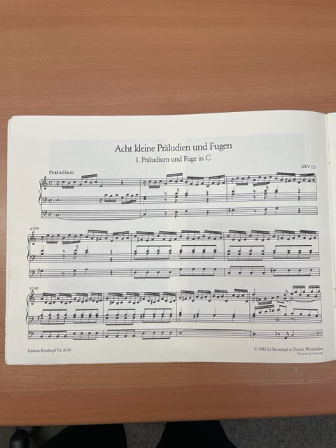J.S Bach 8 préludes et fugues pour orgue BWV 553-560