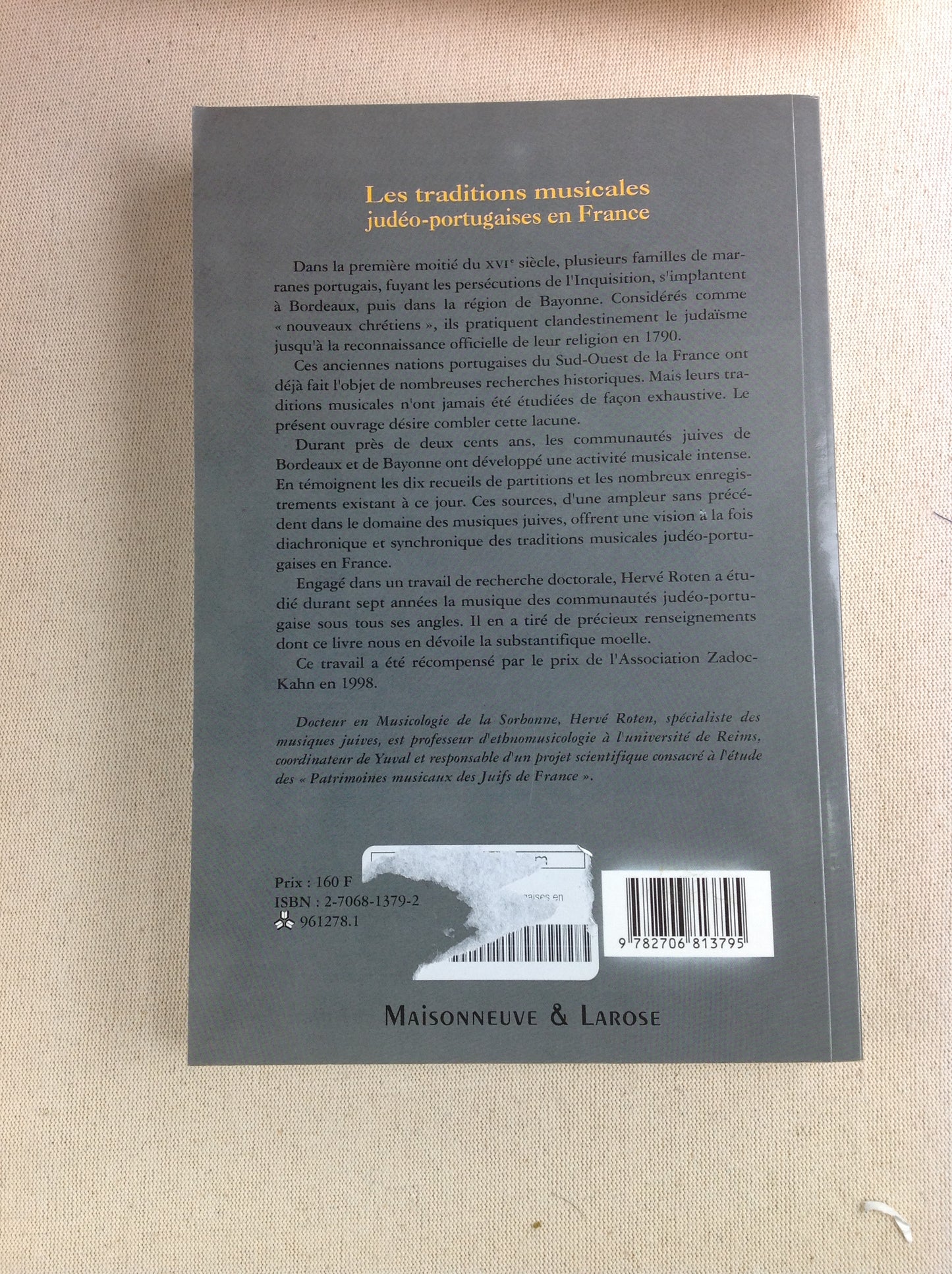 Les traditions musicales judéo-portugaises en France livre de Hervé Roten- 3000 partitions, livres et vinyles d'occasion en vente sur notre site internet gastonmusicclub.fr Gaston Music Store