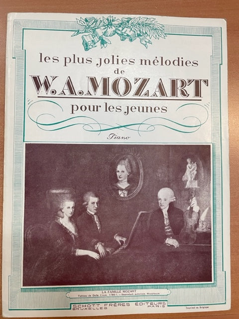 Mozart Les plus jolies mélodies de Mozart pour les jeunes partition piano- 3000 partitions, livres et vinyles d'occasion en vente sur notre site internet gastonmusicclub.fr Gaston Music Store