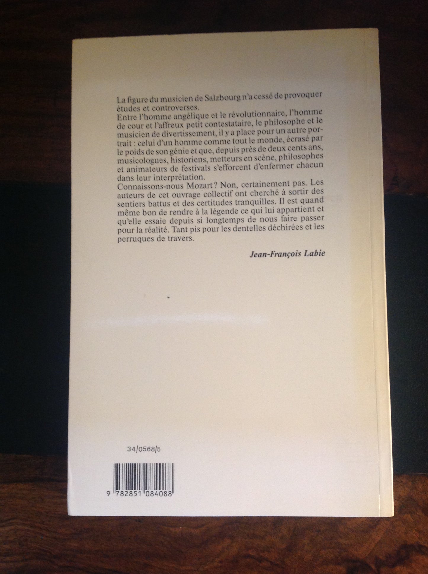 Wolfgang Amadeus Mozart, livre de Jean-François Labie- 3000 partitions, livres et vinyles d'occasion en vente sur notre site internet gastonmusicclub.fr Gaston Music Store