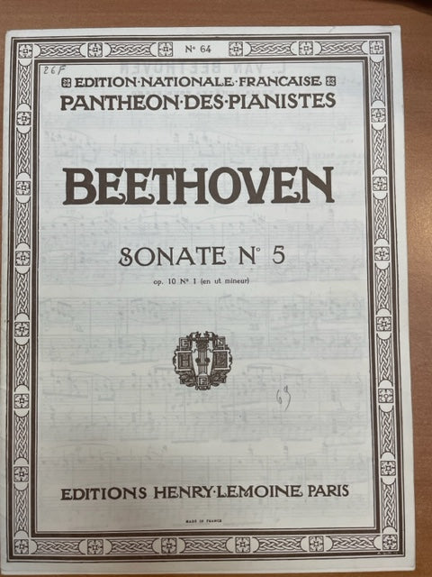 Beethoven Sonate n° 5 opus 10 n° 1 en ut mineur partition piano