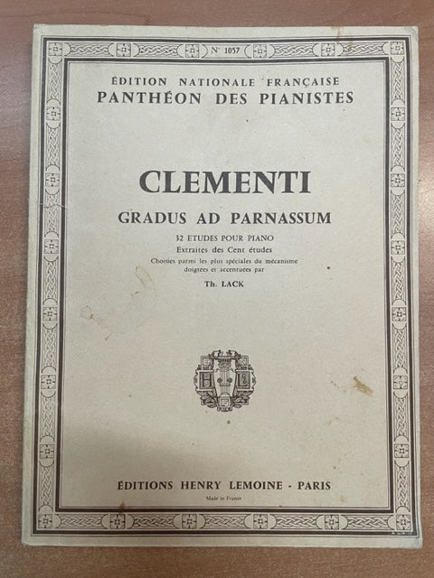 Clementi Gradus ad Parnassum - 32 études pour piano extraites des 100 études- 3000 partitions, livres et vinyles d'occasion  en vente sur notre site internet gastonmusicclub.fr Gaston Music Store