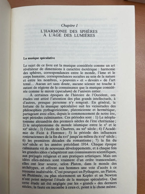 Jocelyn Godwin L'ésotérisme musical en France 1750-1950-3000 partitions, livres et vinyles d'occasion en vente sur notre site internet gastonmusicclub.fr Gaston Music Store