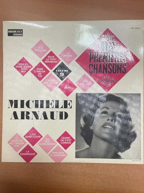 Vinyle Michèle Arnaud Mes premières chansons- 3000 partitions, livres et vinyles d'occasion en vente sur notre site internet gastonmusicclub.fr Gaston Music Store