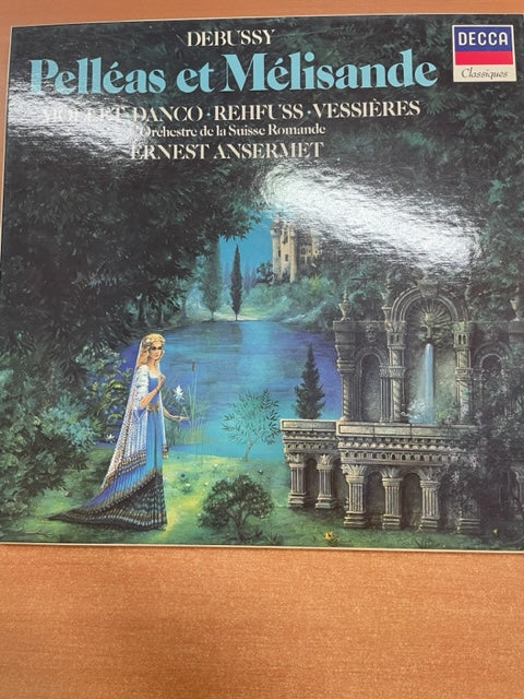 Vinyle coffret 3LP Debussy Claude Pelléas et Mélisande livret inclus- 3000 partitions, livres et vinyles d'occasion en vente sur notre site internet gastonmusicclub.fr Gaston Music Store