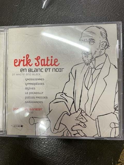 CD Erik Satie En Noir et blanc: Gnossiennes, gymnopédies, Ogives, Sarabandes - 3000 partitions, livres et vinyles d'occasion en vente sur notre site internet gastonmusicclub.fr Gaston Music Store