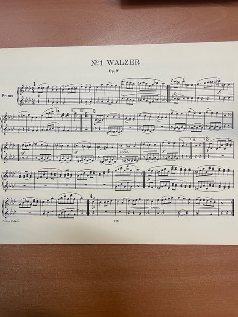 Franz Schubert Tänze - Danses pour piano à 4 mains