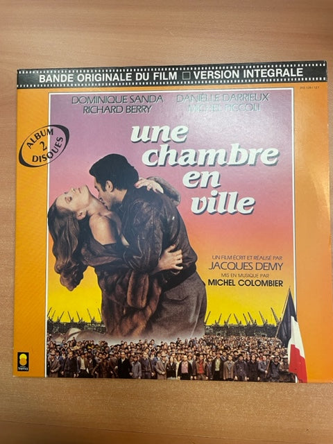 Vinyle Colombier Michel Une chambre en ville, Bande originale du film de Jacques Demy (2 disques)