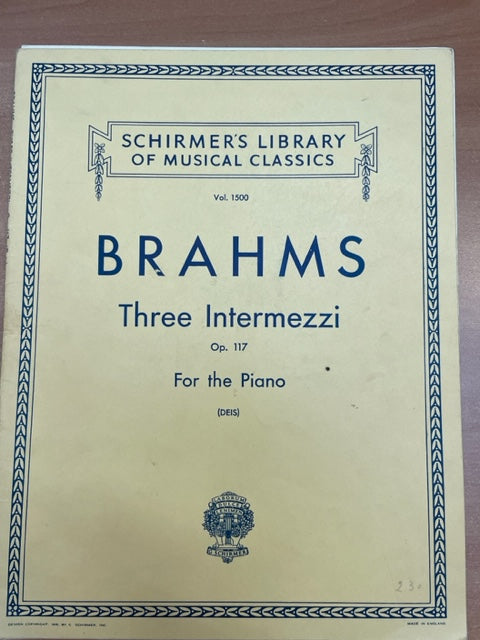 Johannes Brahms 3 Intermezzi opus 117 partition piano-3000 partitions, livres et vinyles d'occasion en vente sur notre site internet gastonmusicclub.fr Gaston Music Store