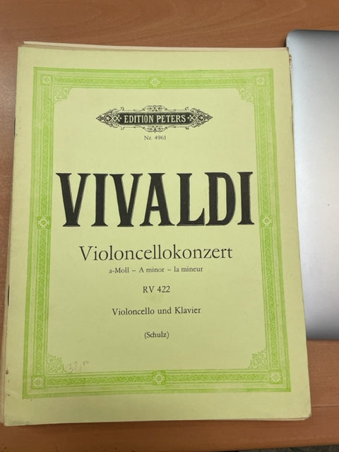 Vivaldi Antonio Concerto en la mineur pour violoncelle RV 422 réduction piano